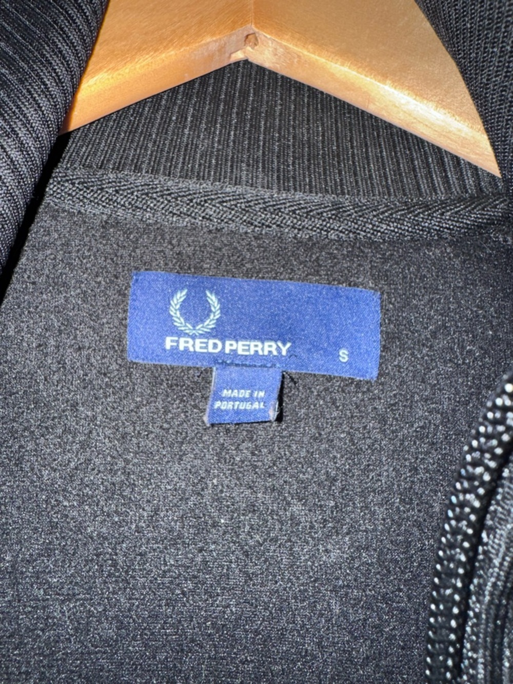 Fred Perry Black Men's Track Jacket - Picture 4 of 5